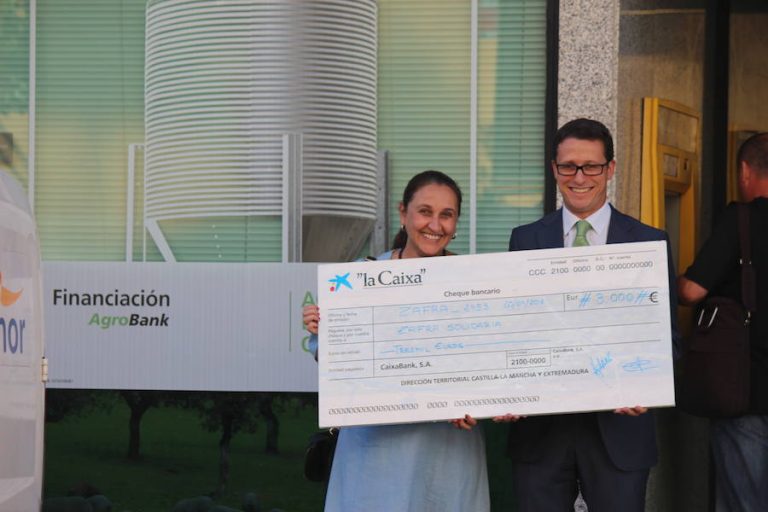 Donación de la Caixa a Zafra Solidaria