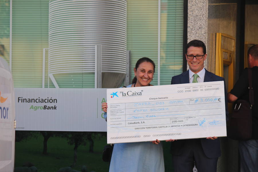 Donación de la Caixa a Zafra Solidaria