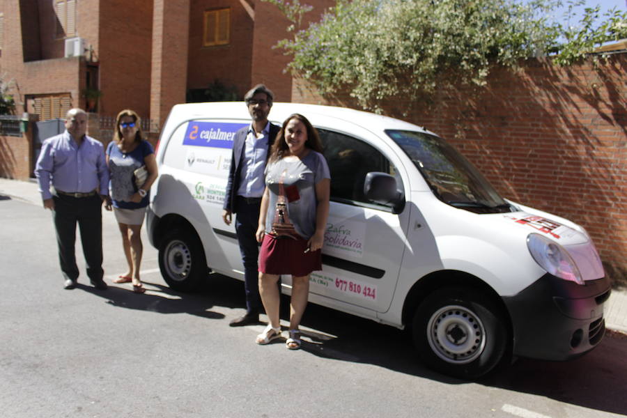 La asociación Zafra Solidaria cuenta con un nuevo vehículo