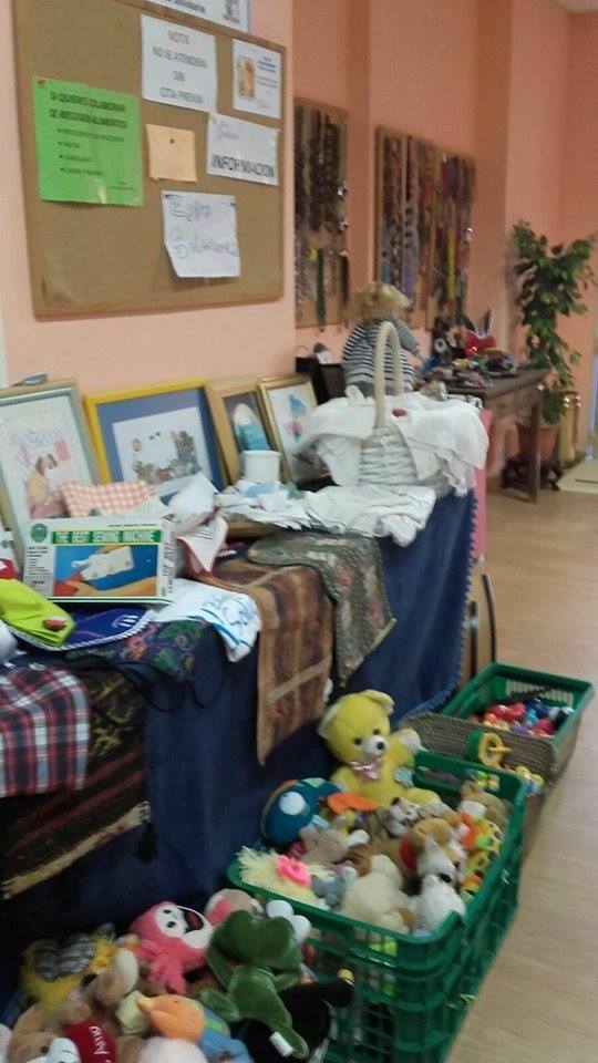 27 mercadillo de ropa y artesanía