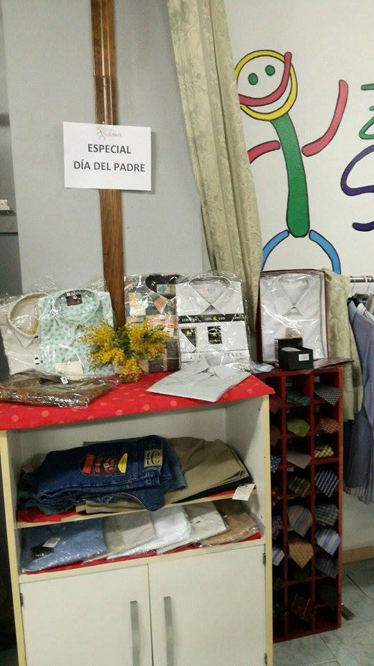 27 mercadillo de ropa y artesanía