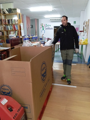 Líder Aliment nos entrega de alimentos a Zafra Solidaria
