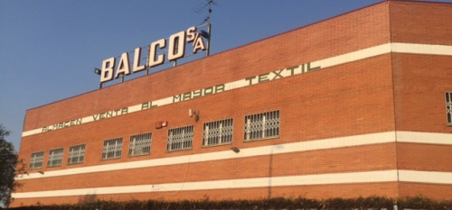 Fachada del Centro Comercial Balco en Zafra colaborador de Zafra Solidaria